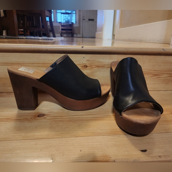 Dolce Vita Women's Block Heeled Backless Sandals - Picture 4 of 12